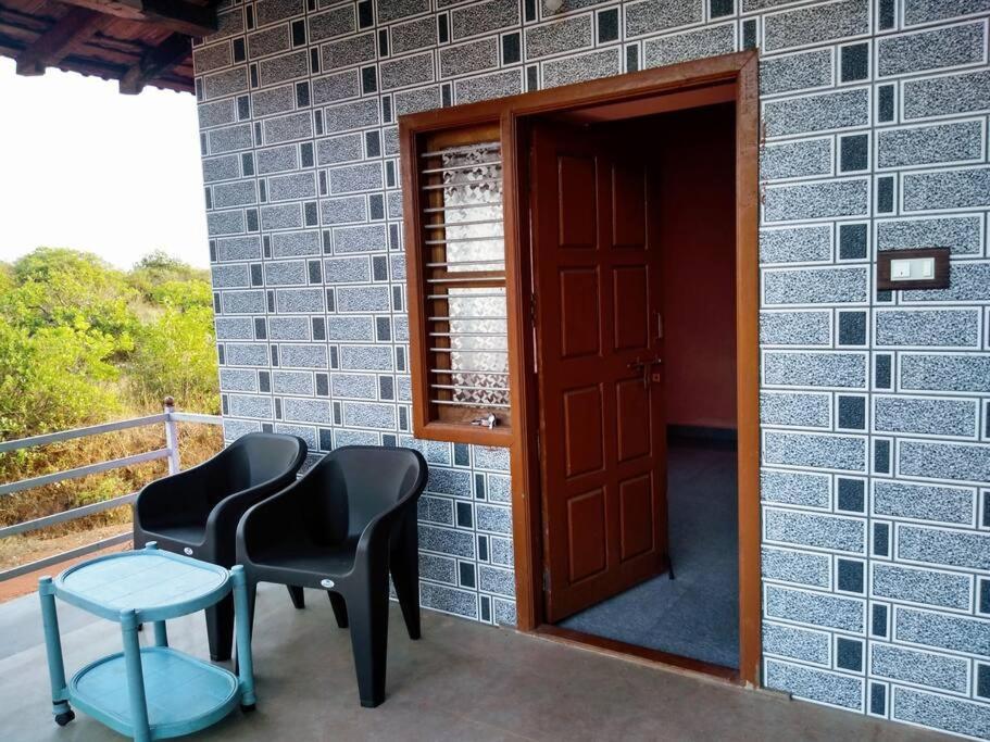 Kamanabillu Homestay, For Jog Falls Travellers Siddapur Екстериор снимка
